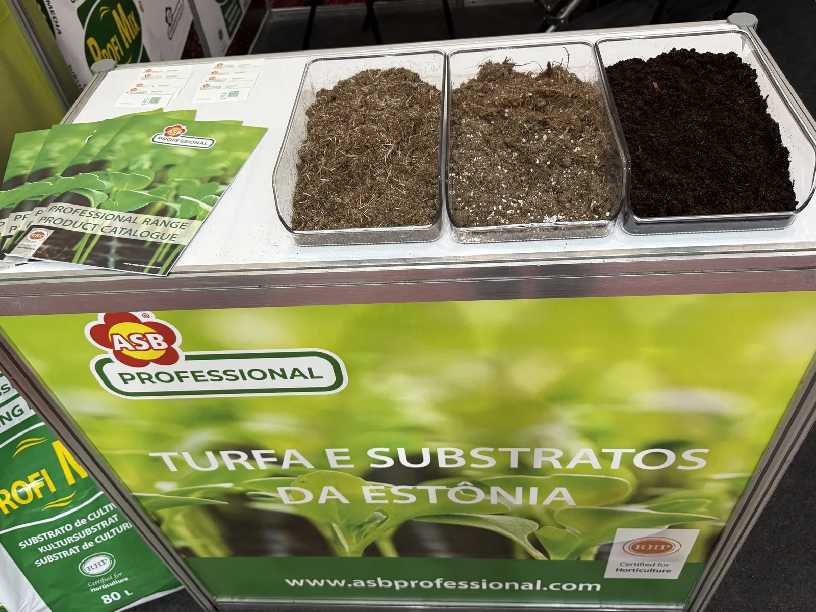 Estonian peat moss and professional growing media samples at the ASB Professional stand at Hortitec 2026